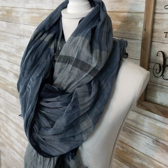 Multi Colored Blue Scarf - Picture 3 of 8